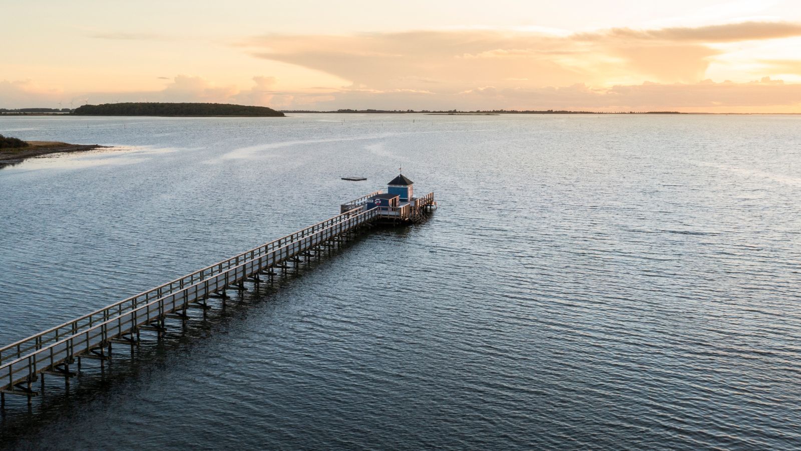 Solnedgang over Hestehovedet Badebro